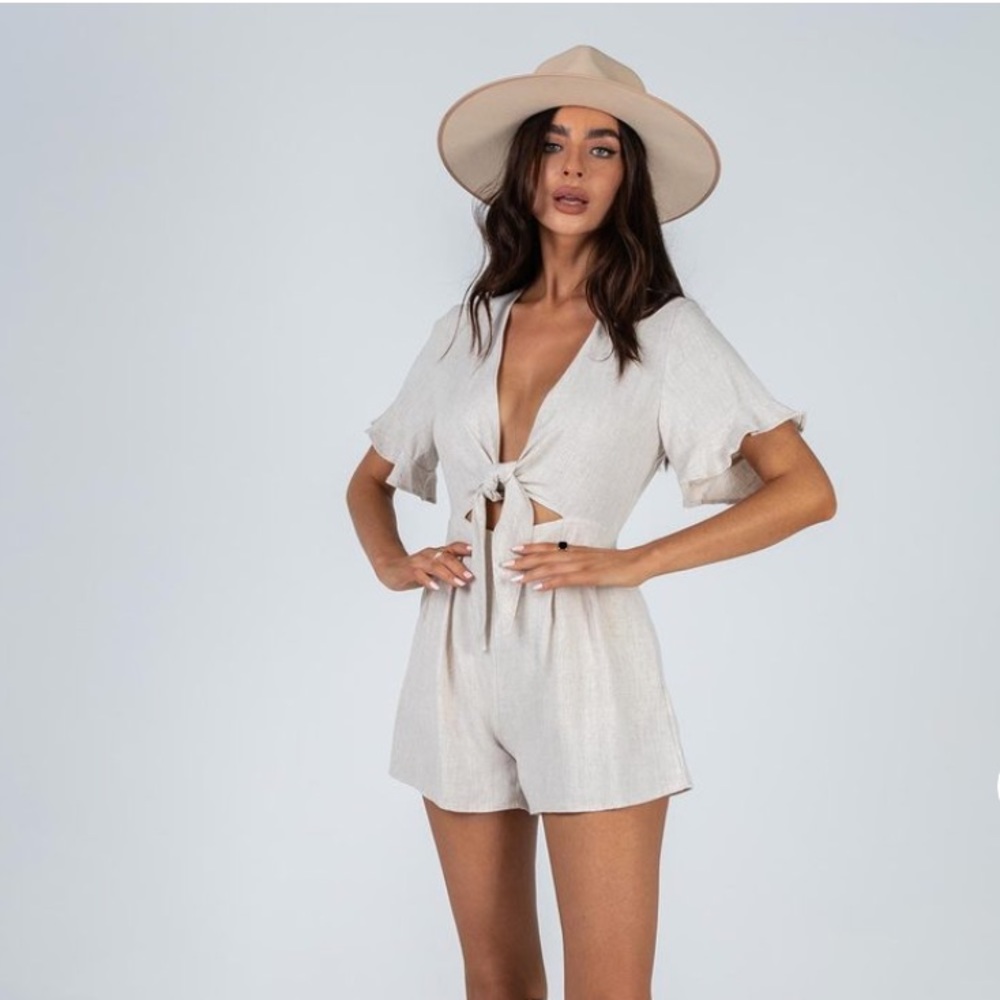 Princess Polly Erickson Romper new w tags